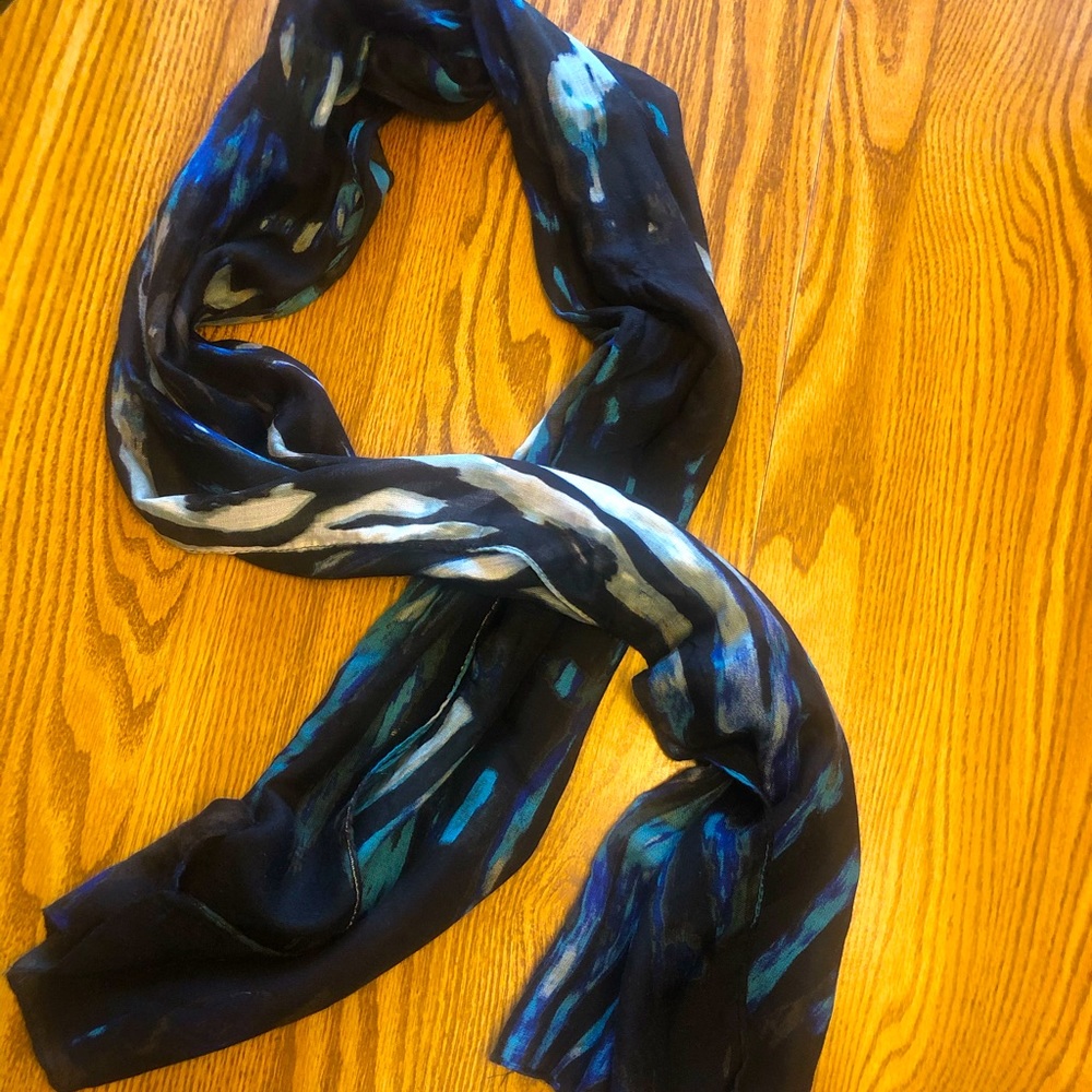 Indoor Scarf